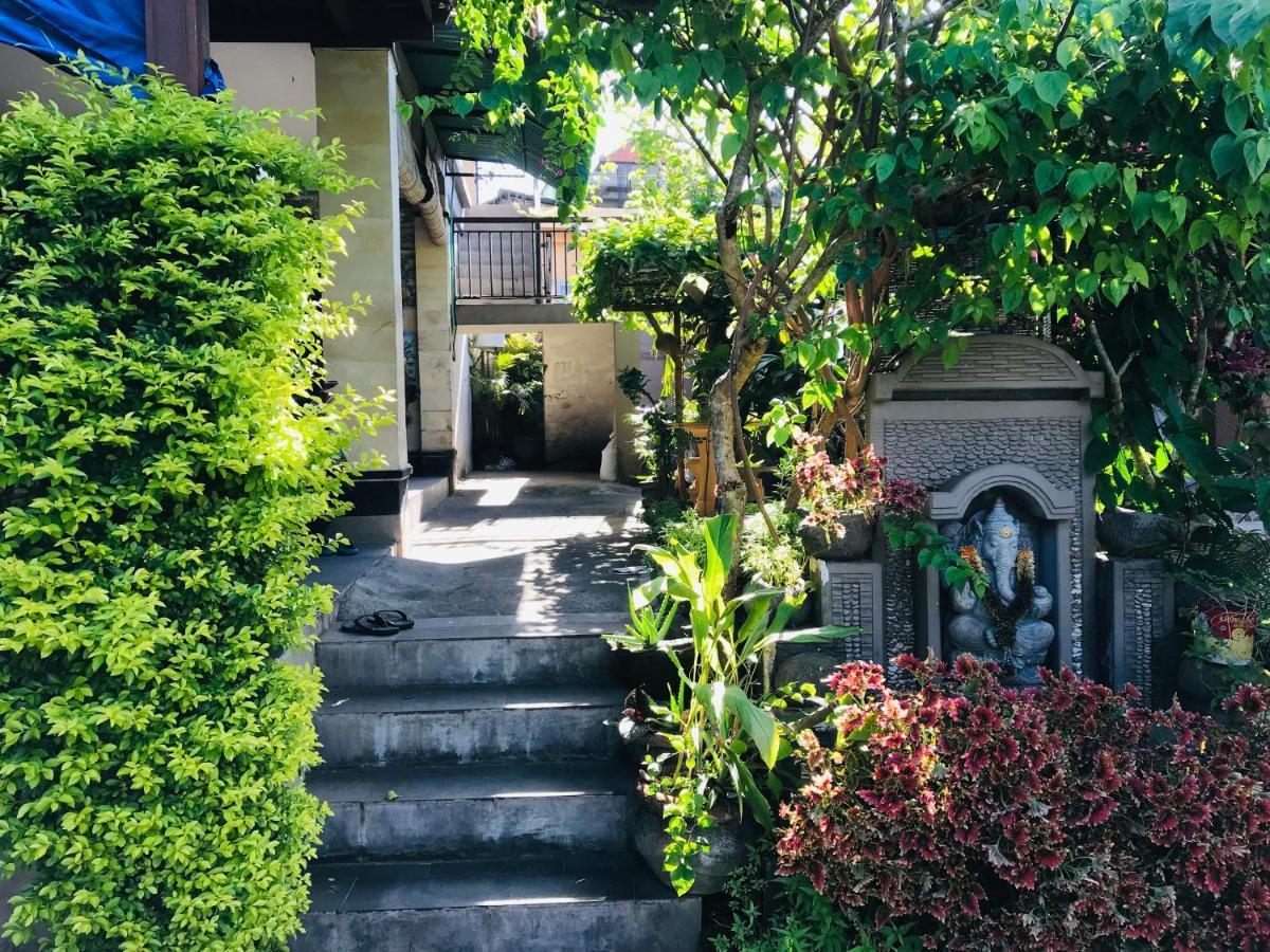 Ayu Bisma Homestay Убуд Экстерьер фото